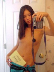 Skinny naked Japanese with small tits and