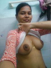 Indian bare gf selfie - Images - Botfap