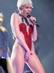 Miley Cyrus juge immorale par le..