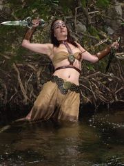 Naked Amazon Warrior Arrowed Datawav