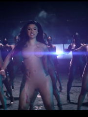 Cardi B Flaunts Her Unbelievable Nude..