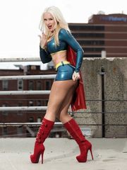 Spectacular Supergirl Costume play - Bing
